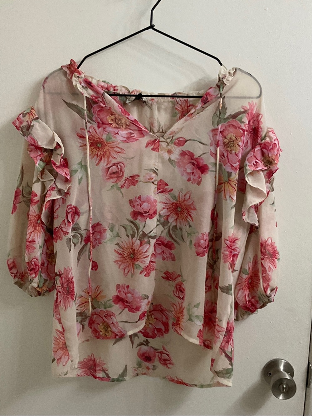 Dress Forum Cream Floral Cold-Shoulder Ruffled Blouse